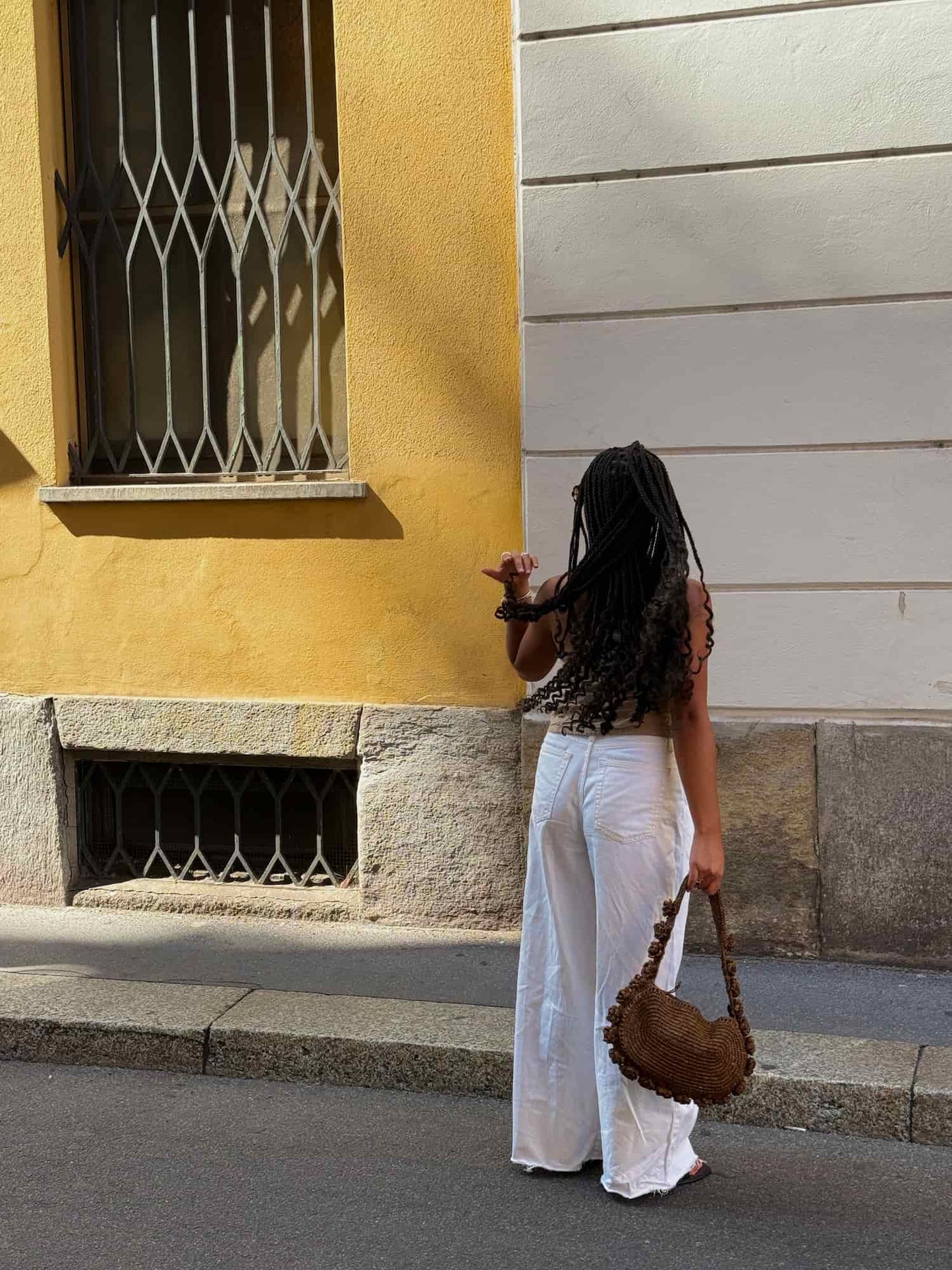 PIVOINE - Brown Raffia Shoulder Bag