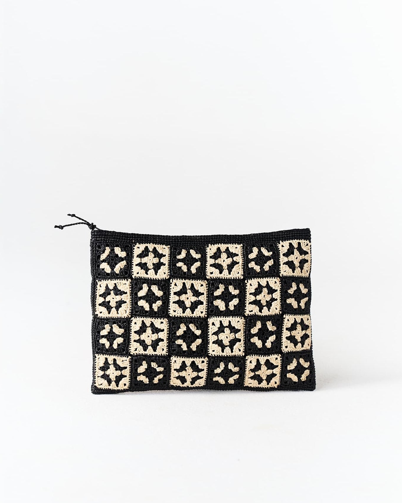 Pochette Mini Damier en raphia noir – Asara The Label